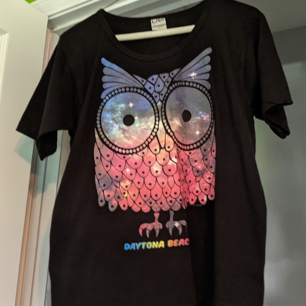 Owl Daytona Beach, FL Black t-shirt
